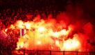 Auch Schalkes Ultras zündeln gern im Fanblock - vor allem auswärts. Foto: dpa