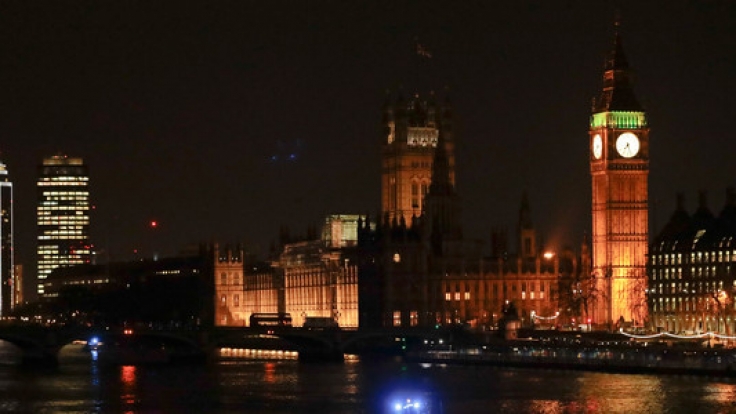 In der Nähe des Londoner Parlaments sind am Mittwoch Schüsse gefallen. Mehrere Menschen wurden verletzt.