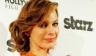 Da hat der Personal Assistant aber ein besonders farbenfrohes Abendkleid ausgewählt: Schade, dass Milla Jovovich beim Empfang ihres Hollywood Spotlight Awards in Beverly Hills nicht genauso strahlt wie die Farbe ihres Kleides. Foto: dapd