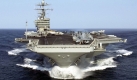Auf dem atomgetriebenen Flugzeugtraeger  USS Harry S Truman haben 80 Flugzeuge Platz. Unter ihnen Jagdflugzeuge, F-14- und F-18-Bomber sowie elektronische Flieger vom Typ EA-6B. Diese schwimmenden Festungen sind ein Garant fr die weltweite Prsenz des US-Militrs. Neben den USA verfgen auch Grobritannien und Frankreich ber atomgetriebene Flugzeugtrger. Foto: ddp
