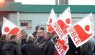 Warnstreik in Wilhelmshaven im vergangenem Jahr. Die Gewerkschaft IG BCE will sechs Prozent mehr Geld für die Beschäftigten in der chemischen Industrie. Foto: Ingo Wagner/Archiv Foto: dpa