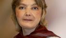 Im November 2005 gelang Bernard Devauchelle in Amiens (Frankreich) die weltweit erste Gesichtstransplantation an einem lebenden Menschen. Die Patienten, die 38-jährige Isabelle Dinoire, war von einem Hund übel zugerichtet worden. Ihr wurden Nase, Lippen und Kinn einer hirntoten Frau transplantiert.  Foto: dpa