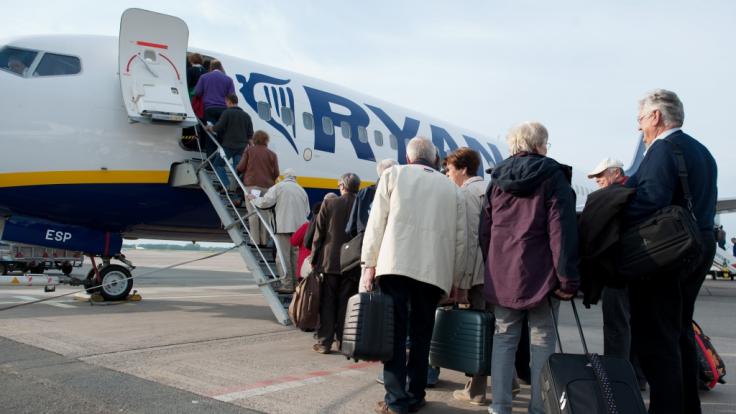 Ryanair verschärft die Handgepäckregeln erneut. Sie werden noch vor Ende des Jahres in Kraft treten.