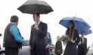 Prince William and Kate, the Duke and Duchess of Cambridge, arrive in Yellowknife, Northwest Territories on Monday July 4, 2011, as they continue their tour of Canada. (AP Photo/The Canadian Press, Jonathan Hayward) Foto: dapd