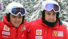 Er muss aber die Konkurrenz im eigenen Lager fürchten. Mit dem zweimaligen Weltmeister der Jahre 2005 und 2006, Fernando Alonso (r.), bahnt sich ein spannendes teaminternes Duell an. Foto: dpa