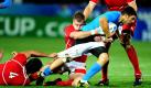 Nicht nur den Textilcheck hat Edoardo Gori bestanden. Seine Mannschaft siegte gegen Russland mit 53:17. Damit haben sich die Italiener alle Chancen auf ein Weiterkommen bei der Rugby-Weltmeisterschaft in Neuseeland gewahrt. In ihrer Gruppe (C) spielen außerdem Australien, USA und die noch unbesiegten Iren. Foto: dapd
