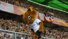 Maskottchen Karla Kick sorgte bei der WM für Stimmung. Foto: dpa