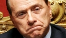 Politische Höhen und Tiefen: Am 25. April 2005 gibt Berlusconi seinen Rücktritt als Außenminister bekannt. Am  8. Mai 2008 wird jedoch wird er zum dritten Mail zum italienischen Ministerpräsident gewählt. Foto: dpa