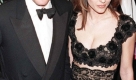 Liz Hurley war not amused, als rauskam, dass ihr Lebensgefhrte Hught Grant sich mit einer Prostituierten im Auto vergngte. Von wegen Blowjob und so. Sie trennte sich von dem Schwerenter, der damit den Sex-Fauxpas schlechthin lieferte.  Foto: dpa