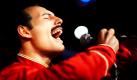 Ab heute steht das Wachsfiguren-Abbild des 1991 verstorbenen Rock-Idols Freddie Mercury drei Monate Seite an Seite mit anderen internationalen Musiklegenden im Wachsfigurenkabinett in Berlin. Das Konterfei des ehemaligen Sängers der Gruppe Queen ist eine Leihgabe aus London. Foto: dpa