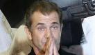 Wieder Negativschlagzeilen um Mel Gibson. Jetzt geht es um einen Autounfall. Foto: dpa