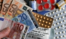 Am 1. Januar startet der Gesundheitsfonds mit einem einheitlichen Beitragssatz von 15,5 Prozent. Kurz vor dem Start werben viele Krankenkassen mit neuen Wahltarifen. Wer keinen akuten Grund hat, den Tarif zu wechseln, sollte abwarten, meint auch die Bundeszentrale der Verbraucherverbnde. Foto: dpa