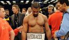 Heavyweight world boxing champion David Haye of Britain reacts disappointed after losing his heavyweight unification title bout against world champion Wladimir Klitschko of the Ukraine in Hamburg, Germany, Saturday, July 2, 2011. Haye lost his WBA title. (AP Photo/Martin Meissner) Foto: dapd