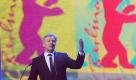 Der Berliner Bürgermeister Klaus Wowereit  ließ sich am 3. Juli 2011 in Schmidts «Residenz» zu einem Abendempfang einladen. Die Gäste wählte er selbst aus. Veranstalter war neben dem Eventmanager Schmidt der frühere Interconti-Generaldirektor Willy Weiland. Foto: dpa