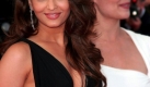 Aishwarya Rai 

Fr die Premiere ihres neuen Films Der rosarote Panther 2 kommt der Bollywood-Superstar an die Spree. Fr den 12. Februar also schon einmal ein Pltzchen am roten Teppich sichern. Foto: dpa