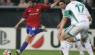 Von der U21 hat der erst 19-Jährige  Alan Dzagoev (ZSKA Moskau, links) schon jetzt den Sprung in die Nationalelf geschafft. Im vergangenen Jahr noch Russlands bester U20-Fußballer, gilt der Beidfüßer mittlerweile als Spielemacher. Die Partie gegen Deutschland wird sein fünftes Länderspiel. Foto: dpa