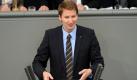 Nicht vergessen wurde dieser hübsche Mann, Patrick Sensburg. Der CDU-Politiker aus dem Sauerland führte lange die Statistik der Männer an, inzwischen ist er ein wenig nach hinten gerutscht. News.de gegenüber zeigte sich Sensburg weniger begeistert von sexybundestag.de. Foto: Deutscher Bundestag/Lichtblick/Achim Melde