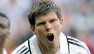 Der Niederländer Klaas Jan Huntelaar wechselt angeblich von von Real Madrid zu Schalke 04. Foto: dpa