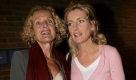 Sie sind ein unschlagbares Team  im Fernsehen wie im echten Leben: Tatort-Star Maria Furtwängler und ihre Mutter Kathrin Ackermann, ebenfalls Schauspielerin. Ackermann ist die Stieftochter des weltberühmten Dirigenten Wilhelm Furtwängler und spielt auch im Tatort Maria Furtwänglers Fernseh-Mama. Foto: ddp