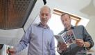 Kurt Meier (l) und Uwe Glinka wissen, wie man mit wenig Geld auskommt. Foto: dpa