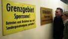 Relikte deutsch-deutscher Geschichte:Die ehemalige Grenzübergangsstelle Marienborn lag eineinhalb Kilometer von der innerdeutschen Grenze entfernt und war von einer Fünf-Kilometer-Sperrzone umgeben.  Foto: dpa