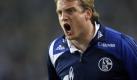 Mike Büskens: Auch er stand in Gelsenkirchen schon an der Seitenlinie, verließ den Klub aber nach 17 Jahren als Spieler und Trainer in Richtung Fürth. Offiziell bekundet Büskens kein Interesse. Ob er schwach wird, wenn S04-Manager Horst Heldt anruft? Foto: dapd