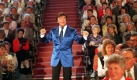 Fluch und Segen zugleich:Rex Gildo wollte sich weiterentwickeln und neue Erfolge feiern, doch das Publikum beharrte darauf, die alten Hits wie Hossa Hossa oder Fiesta Mexicana zu hören. In den 1990ern spielte Gildo dann nur noch in Stadthallen, Bierzelten oder bei Eröffnungen von Baumärkten. Foto: dpa