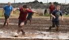 Stehenbleiben ist bei dieser Sportart gefhrlich. Dann versackt man ganz schnell bis zu den Kncheln im Schlamm. Foto: news.de
