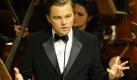 Dass er nicht nur seine Karriere und attraktive Frauen im Kopf hat, beweist Leonard DiCaprio des Öfteren. Er engagiert sich für den Umweltschutz und versucht, auf die Not in den armen Regionen der Welt aufmerksam zu machen. Hier spricht er auf der Cinema-for-Peace-Gala 2010 im Rahmen der 60. Internationalen Filmfestpiele von Berlin. Foto: dpa