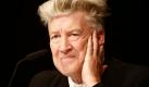 David Lynch erhält Kaiserring 2010
Vorspann: 	
Text: 	

Goslar (dpa) - Der US-Amerikaner David Lynch erhält den Kaiserring 2010 der Stadt Goslar. Der Maler, Fotograf und Filmemacher wird die Auszeichnung am 9. Oktober in der historischen Kaiserpfalz entgegennehmen, teilte eine Sprecherin mit.

Lynch machte sich vor allem einen Namen als Regisseur von Filmen wie «Blue Velvet» oder «The Elephant Man». Er trat aber auch als Maler, Fotograf und Skulpturen-Bildner hervor. Lynch habe früh die Grenzen zwischen bildender Kunst und Film durchbrochen, erklärte die Jury des Kaiserrings, der als einer der weltweit renommiertesten Preise für moderne Kunst gilt.
Ressort: 	Medien
Schlagworte: 	Kunst/Auszeichnungen/
 Foto: dpa