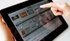Apps, Apps,Apps - für fast jede Anwendung im Internet muss die passende App aus iTunes heruntergeladen werden. Auch Videos,Fotos oder Musik kommen nur über Appels Verwaltungsdienst auf das Tablet. Foto: dpa
