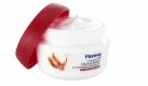 Florena hat eine spezielle Pflegeserie für trockene Haut entwickelt. Alle Produkte der Linie Sheabutter und Arganöl sollen selbst sehr trockene Haut ins Gleichgewicht bringen und optimal pflegen. Die Cremes, Lotionen und Cremeduschen sind laut Hersteller frei von Mineral- und Silikonölen, PEG-Verbindungen, synthetischen Farbstoffen und kritischen Konservierungsstoffen. Die 50 ml-Dose Tagescreme für das Gesicht kostet zirka fünf Euro.
 
  Foto: Florena