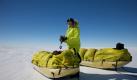 Nichts als Weite - und zwei Schlitten: Die Expedition Aloha Antarctica. Foto: Aloha Antarctica