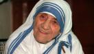 Mutter Teresa half Armen und Bedürftigen, Waisen, Kranken und Sterbenden und wurde dafür 1979 mit dem Friedensnobelpreis ausgezeichnet. 2003 wurde die 1997 Verstorbene von Papst Johannes Paul II. selig gesprochen. Foto: dpa