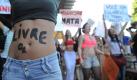 epa02785120 Several women take part in a 'slutwalk' protest, in Brasilia, Brazil 18 June 2011 to protest against sexual violence and sexism. At the same time another march to legalize marijuana was taking place and the two rallies merged. SlutWalk is an international campaign that originated in Toronto, Canada, after a representative of the local Police Force stated that 'women should avoid dressing like sluts in order not to be victimized'. EPA/Fernando Bizerra Jr. +++(c) dpa - Bildfunk+++  Foto: dpa