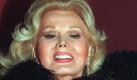 Wegen einer gefährlichen Infektion haben Ärzte in Los Angeles der früheren Filmdiva Zsa Zsa Gabor das rechte Bein über dem Knie amputiert. Ihr Sprecher John Blanchette sagte nach der Operation, der Eingriff sei erfolgreich verlaufen. Foto: dpa