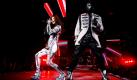 Fergie und Will.i.am von den Black Eyed Peas performen bei einem Konzert im Madison Square Garden in New York. Die Band befindet sich im Moment auf Welttournee. Im Mai spielen sie ihr einziges Deutschland-Konzert in Berlin. Foto: ap
