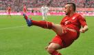 Dass Diego Contento so schnell in einem Champions-League-Finale auflaufen wird, hat er sich wohl nicht einmal erträumt. Der Linksverteidiger stand in der laufenden Bundesliga-Saison nur elf Mal auf dem Platz (fünf Mal von Beginn an), in der Champions League nur einmal. Doch der Ausfall von David Alaba macht es möglich. Foto: dapd