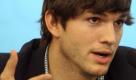 Ashton Kutcher hatte eine schwierige Kindheit
Vorspann: 	
Text: 	

Berlin (apn) Hollywood-Star Ashton Kutcher hatte eine schwierige Kindheit. «Mein Zwillingsbruder wurde mit 13 Jahren am Herzen operiert, das war ein echter Härtetest», sagte der 32-Jährige der Zeitschrift «in - Das Star & Style Magazin». Danach ließen sich seine Eltern scheiden.

Das war sicher auch ein Grund, warum der Schauspieler heute hart an seiner Ehe mit der Schauspielerin Demi Moore arbeitet: «Eine Ehe ist wie ein neuer Job: Man muss vom ersten Tag an richtig ranklotzen, um den Job zu behalten. Wenn man sich gehen lässt, läuft man Gefahr, gefeuert zu werden», erzählte Kutcher. Über ein rundes Bäuchlein bei seiner Frau würde sich der 32-Jährige freuen: «Wenn es klappt, ist es okay. Wenn nicht, ist es auch gut. Vielleicht werden wir sogar ein Kind adoptieren.»

© 2010 The Associated Press. Alle Rechte Vorbehalten - All Rights Reserved Foto: dpa