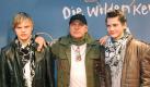 Als Uwe und Natascha Ochsenknecht (inzwischen sind die beiden getrennt) ihren beiden Söhnen Namen gaben, hat ihnen wohl schon eine Karriere als Sänger und Schauspieler vorgeschwebt: Wilson Gonzales und Jimi Blue. Dank ihrer Rollen in den Wilde-Kerle-Filmen sind die beiden Ochsenknecht-Söhne Teenie-Stars geworden. Neben der Schauspielerei interessieren sich beide natürlich auch für Musik und haben bereits sogenannte Rap- und R'n'B-Alben veröffentlicht. Foto: dpa