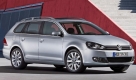 Frontpartie im Design der aktuellen Golf-Generation - VW hat dem Golf Variant ein dezentes Facelift spendiert. Foto: dpa