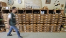 Baumaterial aus zweiter Hand und aus Spenden gibt es seit einem Jahr in Witten (NRW). Foto: ddp