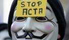 Untrennbar: Der Protest gegen das umstrittene Anti-Counterfeiting Trade Agreement und die Guy-Fawkes-Maske. Doch auch andere Masken sind erlaubt... Foto: dapd