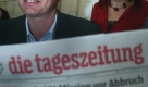 Denn zwei Jahre spter, zu ihrem 25. Geburstag, ludt die taz ihren Erzfeind, den Bild-Chefredakteur Kai Diekmann ein, fr einen Tag Blattmacher der linken Zeitung zu sein - samt Kollegenstab. Foto: ddp