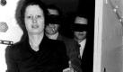 1974 wird das RAF-Mitglied Ulrike Meinhof wegen eines Mordversuchs bei der Befreiung von Andreas Baader zu acht Jahren Gefängnis verurteilt. Weitere inhaftierte RAF-Mitglieder treten in den Hungerstreik, Holger Meins stirbt an den Folgen.
In dem Jahr gibt es erstmals mehr als vier Milliarden Menschen auf der Welt. Foto: dapd