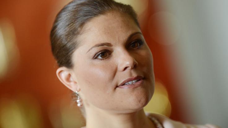 Kronprinzessin Victoria von Schweden hat der Diebstahl der schwedischen Kronjuwelen sichtlich geschockt.