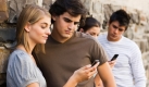 Dein Handy kann echt faxen? Vor lauter Multimediafunktionen kennt kaum noch jemand die ganz simplen Dienste, die Handys damals wie heute bieten. Foto: istockphoto