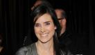 Sie zählt zu einer der schönsten Frauen der Welt: Schauspielerin Jennifer Connelly. Mit Ehemann Paul Bettany, ebenfalls Schauspieler (bekannt aus The Touristund The Da Vinci Code - Sakrileg), hat sie mittlerweile zwei Kinder. Die Geburt des jüngsten Sprosses war im Mai 2011. Jennifer Connelly hat außerdem einen Jungen aus einer früheren Beziehung. Foto: dpa