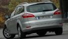 Die Lösungen, die Ford anbietet, sind für den europäischen Markt noch sehr konventioneller Natur. Während der Hersteller in den USA auf Hybridantriebe setzt und dort mit dem Fusion Hybrid einen veritablen Prius-Konkurrenten verkauft, heißt das Programm für Europa: Foto: press-inform