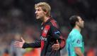 Reelle Siegchancen sieht Stefan Kiessling nicht, will sich mit Leverkusen aber gut verkaufen. Foto: Federico Gambarini Foto: dpa